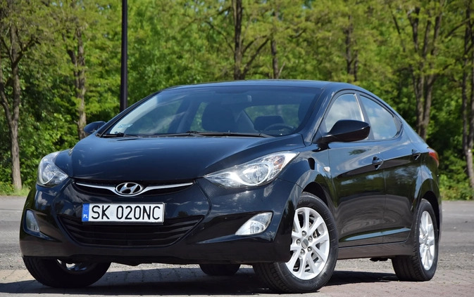 Hyundai Elantra cena 29900 przebieg: 142000, rok produkcji 2011 z Węgorzewo małe 631